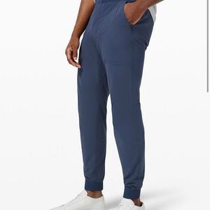 Lululemon ABC Jogger *Shorter
